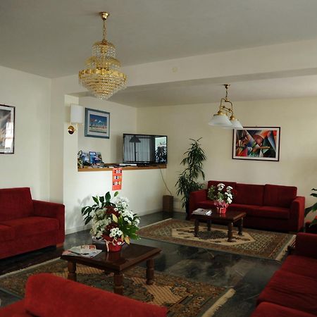 Hotel Reno リド・ディ・イエゾロ エクステリア 写真