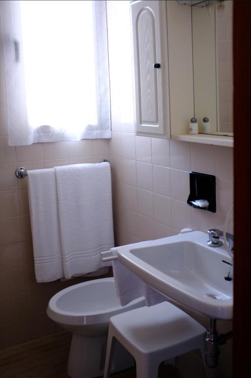 Hotel Reno リド・ディ・イエゾロ 部屋 写真