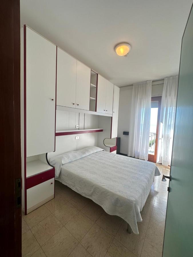 Hotel Reno リド・ディ・イエゾロ エクステリア 写真