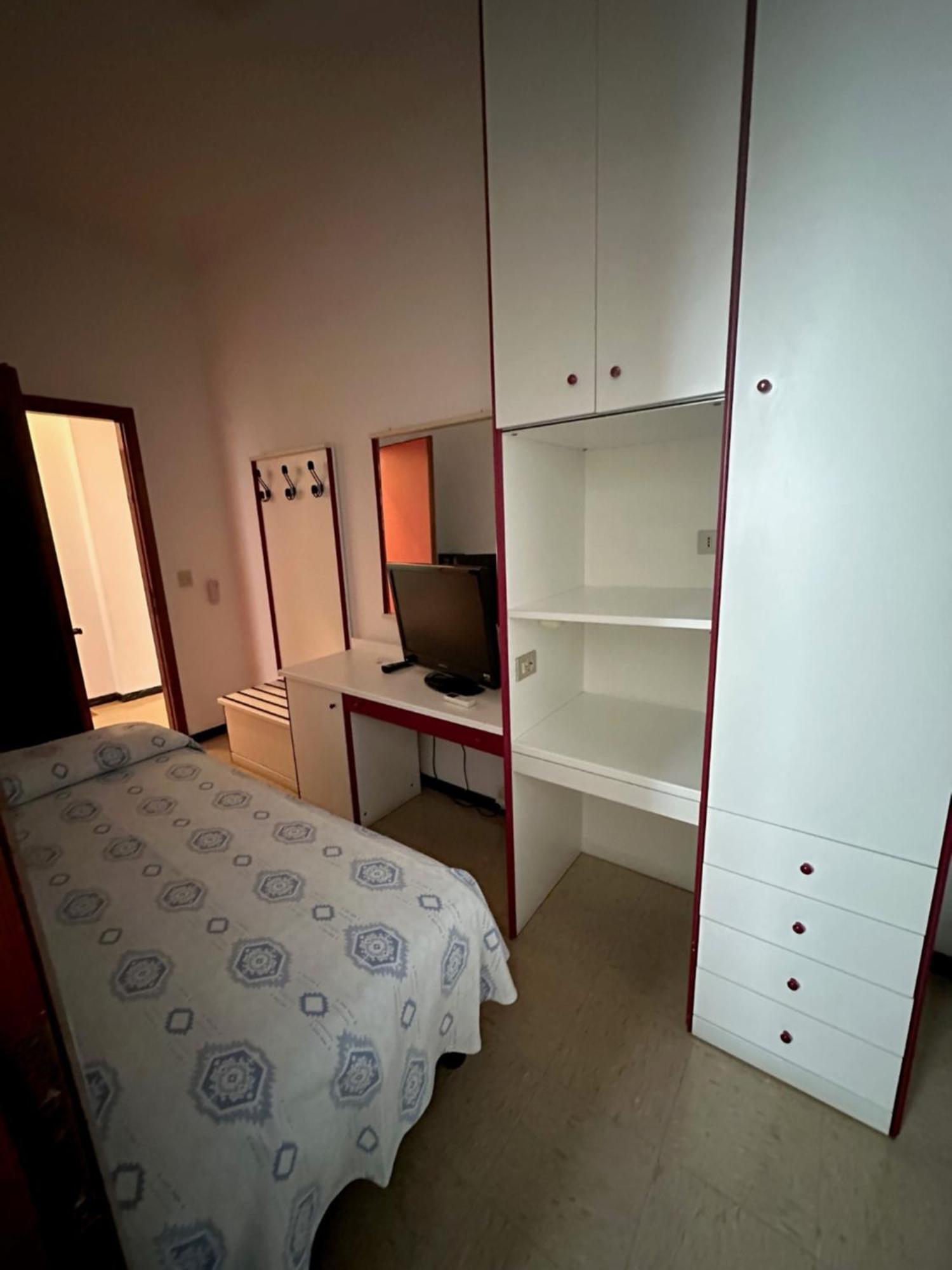 Hotel Reno リド・ディ・イエゾロ エクステリア 写真
